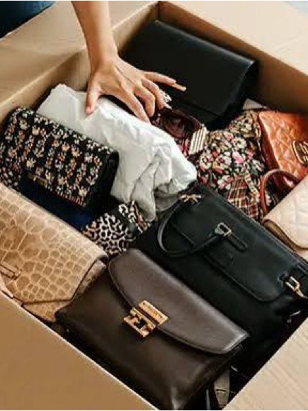 Black Leather Satchel Handbag - Classic Women's Bag storage Liquidation